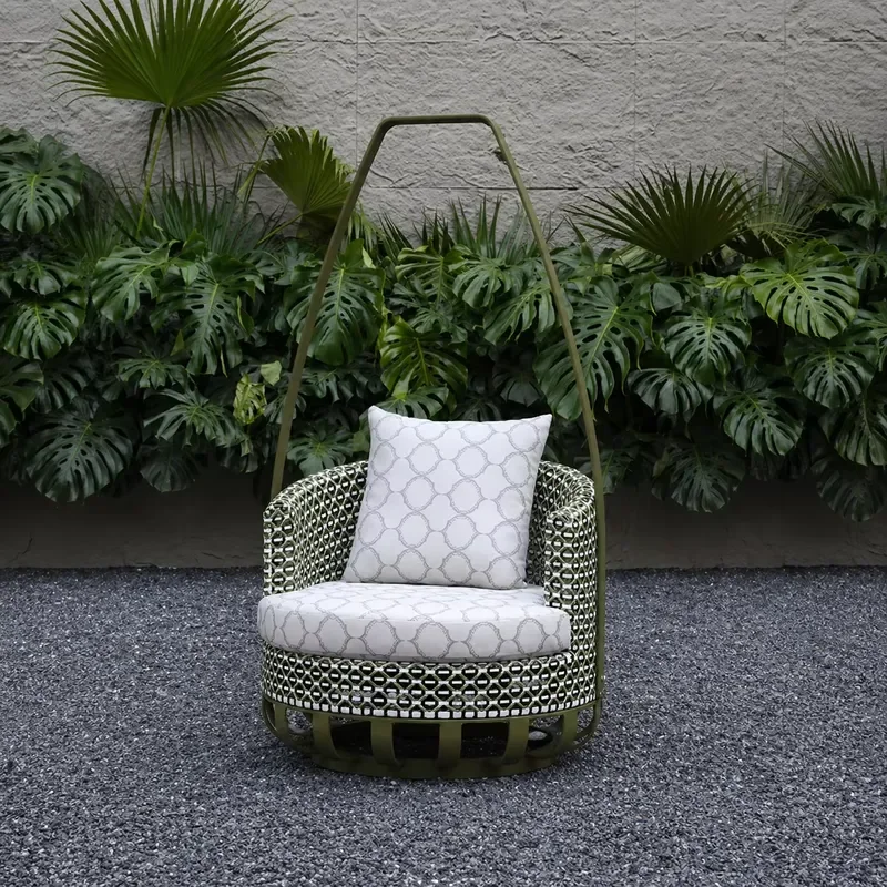 OEM Customized Outdoor PE Rattan Swing Chair All-Weather Aluminum Frame Outdoor Garden Swing Chair for Villa Resort Project