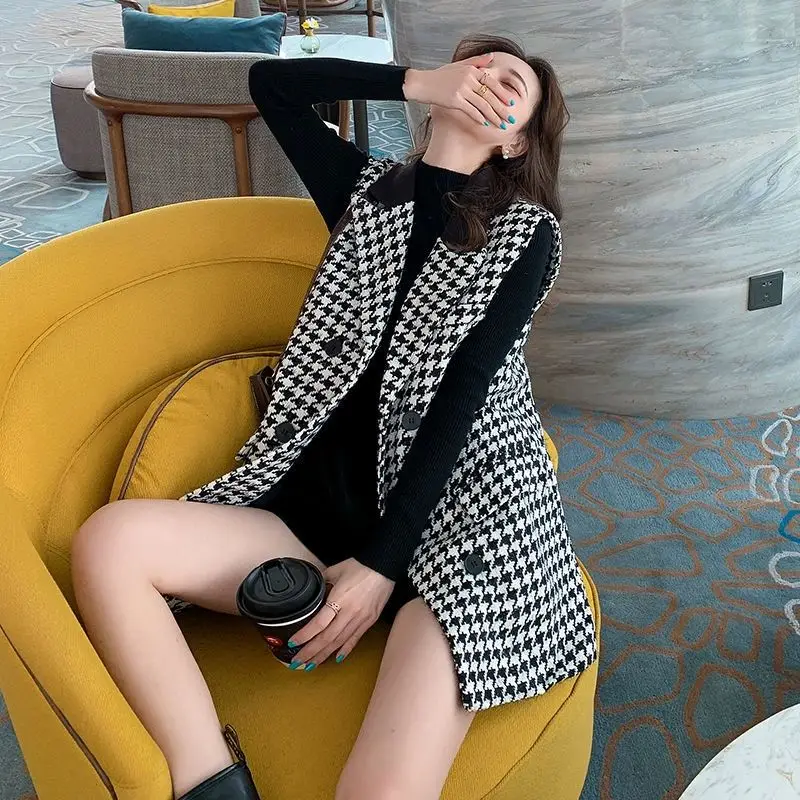 Spring Korean Houndstooth Turn-down Collar Sleeveless Coat Women Clothing Office Lady Patchwork Cardigan Ladies Fashion Buttons