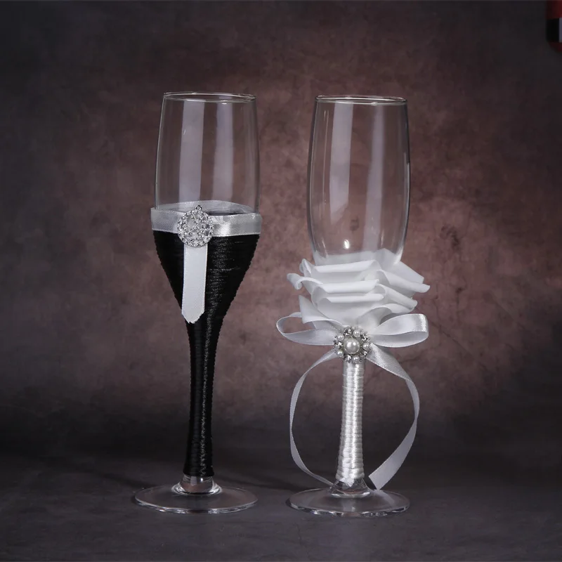 2 wedding crystal Champagne glasses, Mr. And Mrs. Glass set, Wedding anniversary, Party birthday banquet, Valentine's Day gift