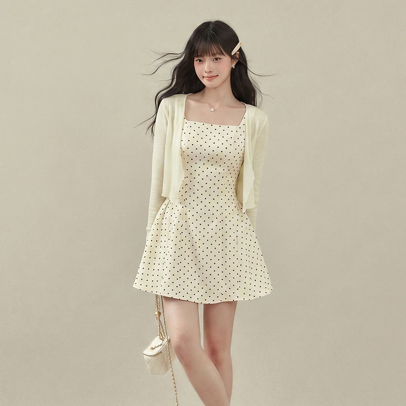 

Fashionable Two-Piece Set with New Style Summer Elegance Shawl Set Lightweight Polyester Short Sleeve Commute Style
