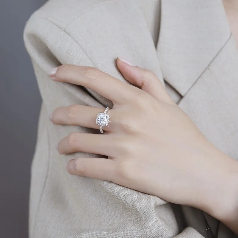

18K white gold and platinum PT950 moissanite ring square bag classic carat women's ring wedding engagement ring