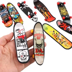 12/24/36PC Mini Fun Finger Skateboard Fingertip Toy Kids Birthday Party Guest Gift Pinata Carnival Gift Kids Reward Treasure Box