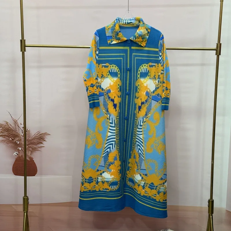 Top qualité ISSEYS MIYAKES pressé plissé col montant robe élégante automne et été maigre style vintage robes imprimées