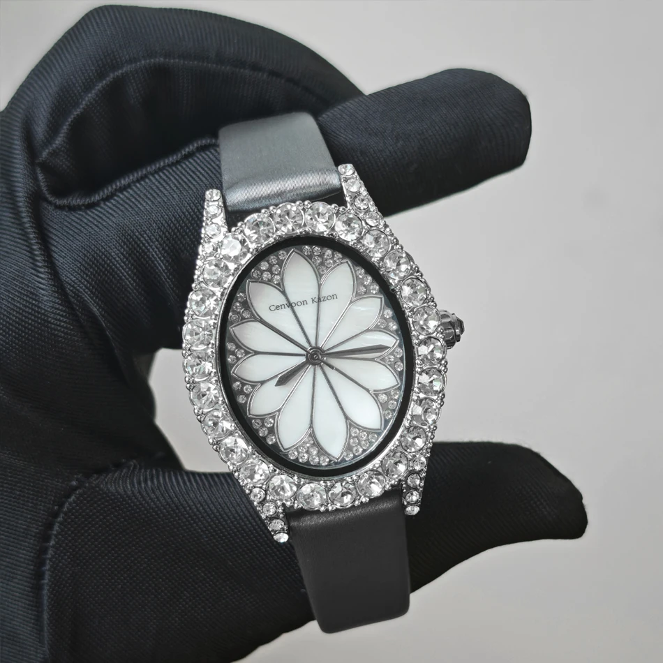 

Luxury Crystal Women's Watch Elegant Flower Dial Leather Strap Watch Sparkling Rhinestone Ladies Wristwatch for Party Daily Wear
