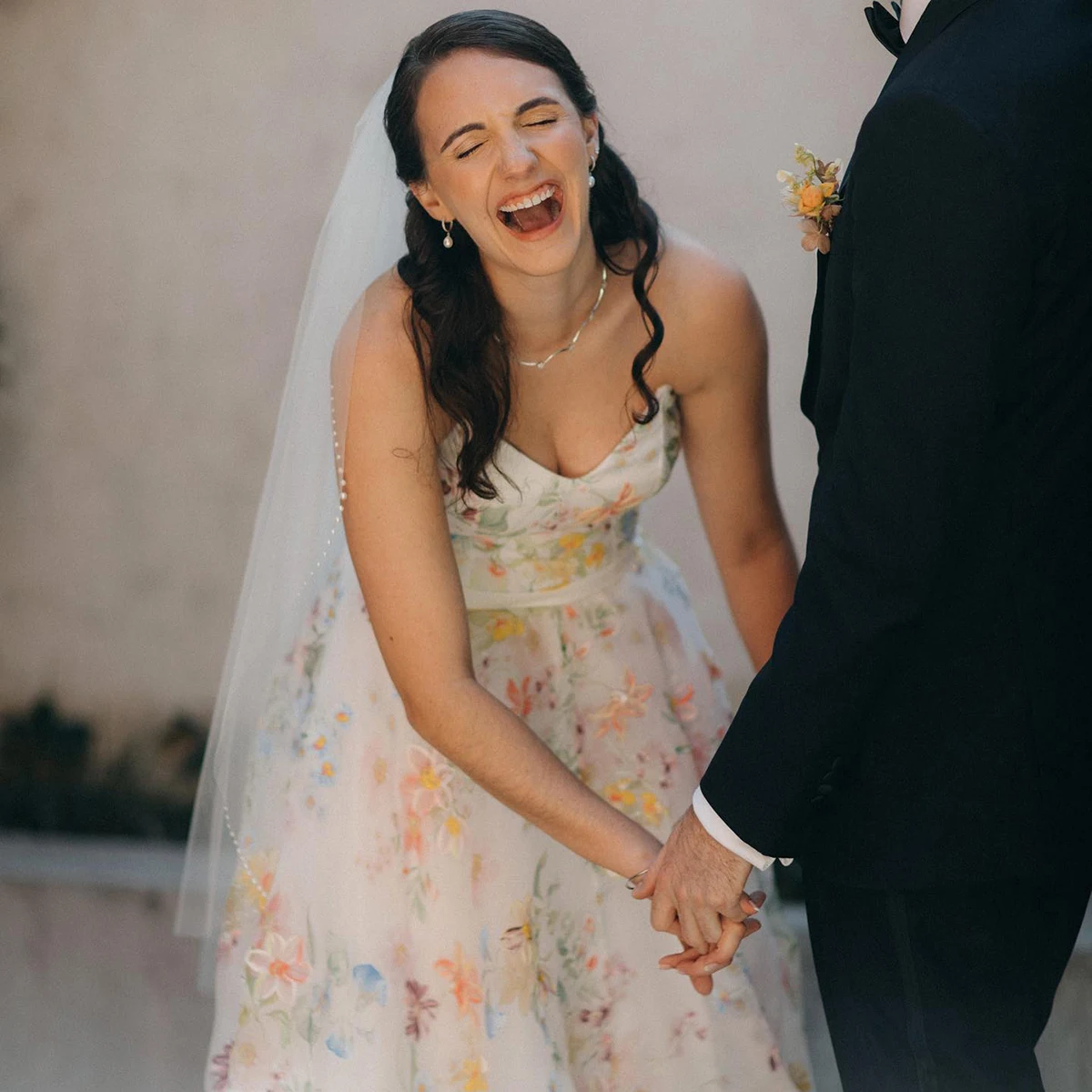 Vestido de novia de manga larga abullonada, estampado Floral botánico, línea A, botones de talla grande, Organza, vestido de novia ligero