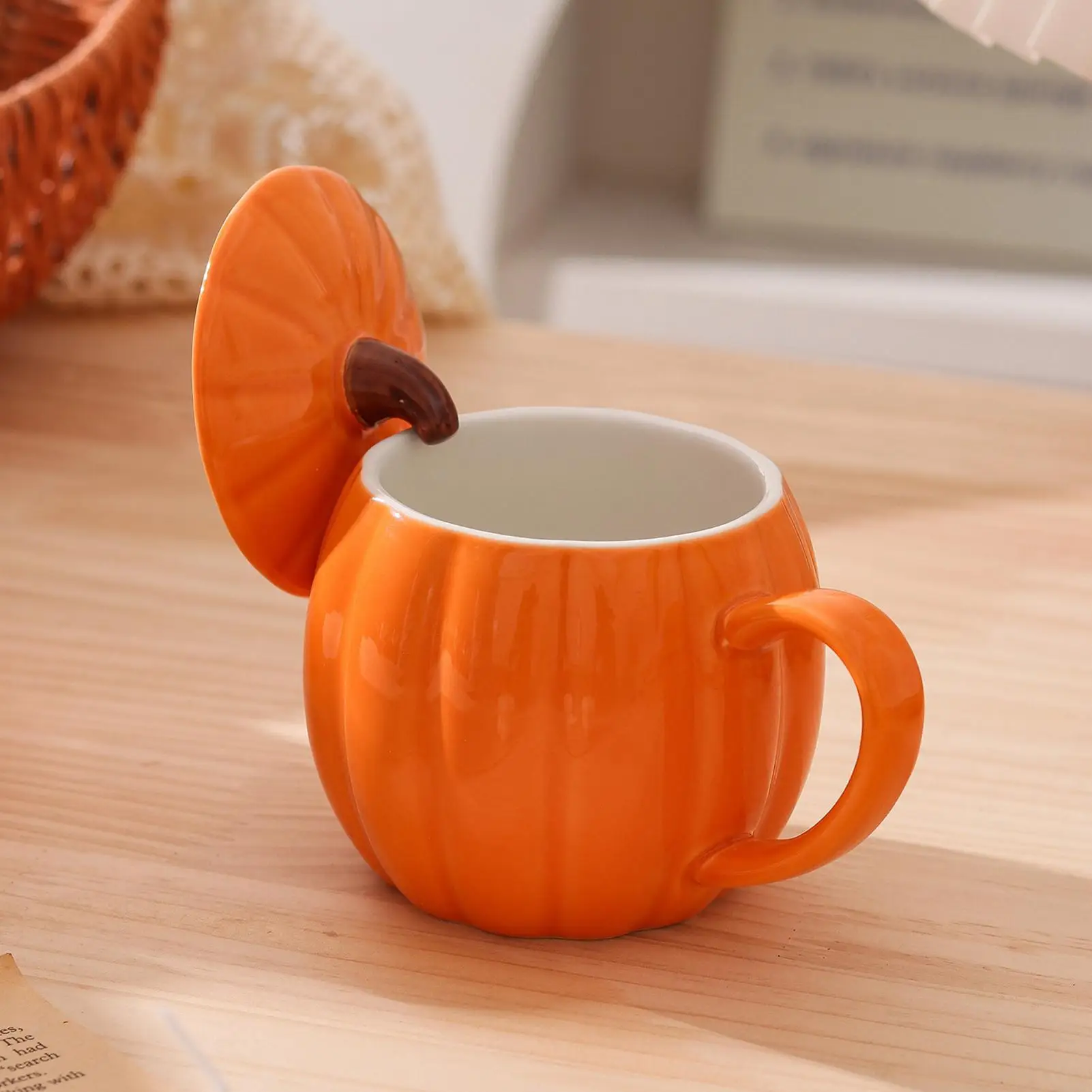 Simulated Pumpkin Creative Ceramic Water Cup with Lid Home Decoration Ornament Gift for Christmas Halloween Easter Kids