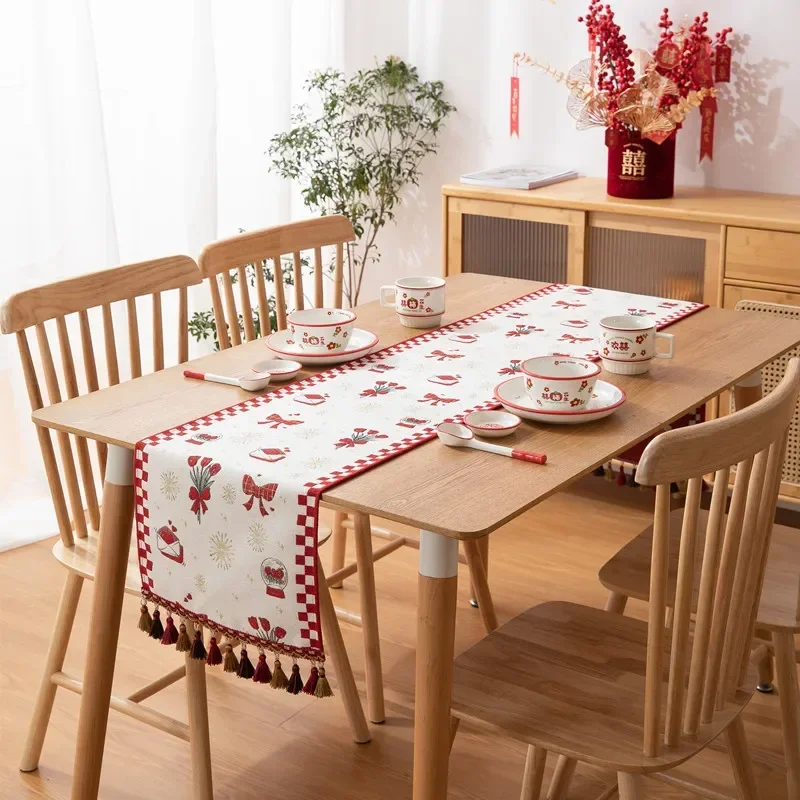 

Red Flower Jacquard Table Runner for Wedding Decoration Table Centerpieces Plant Home Decoration Luxury Dining Table Decoration