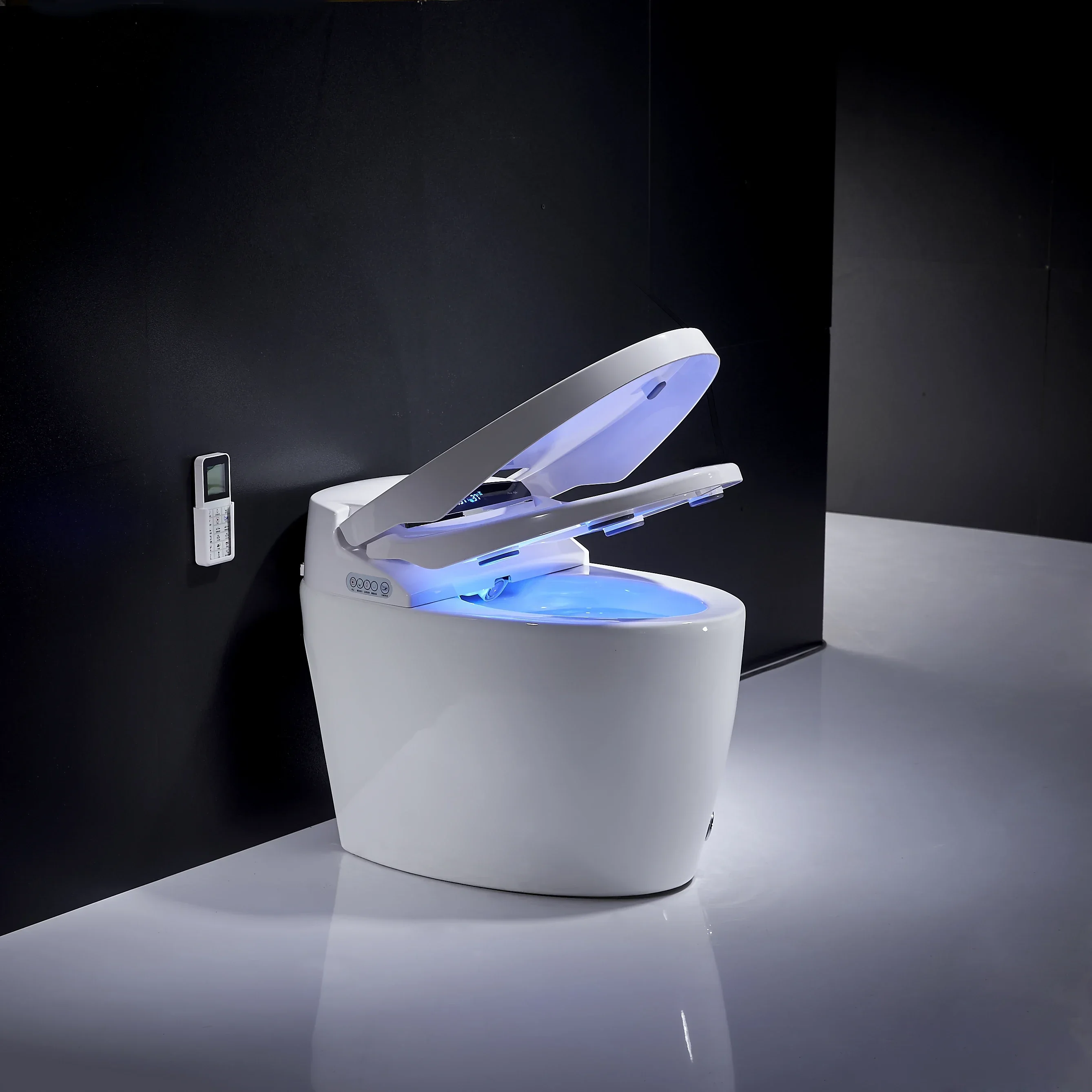 Smart Toilet, White Round, Seat Heating Function, Flushing Function, Customisable Wall Drain and Floor