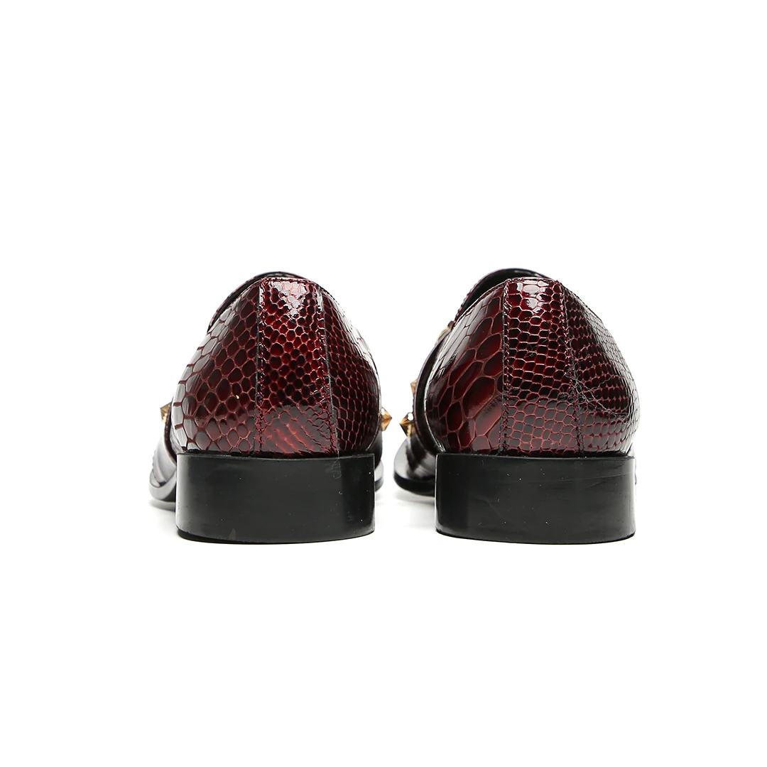 Herrenschuhe aus echtem Leder in Weinrot mit Schlangenmuster, goldener Tiger-Schnalle und violettem Edelstein-Dekor, urbanes Modeschuhwerk für Partys – Detail 10