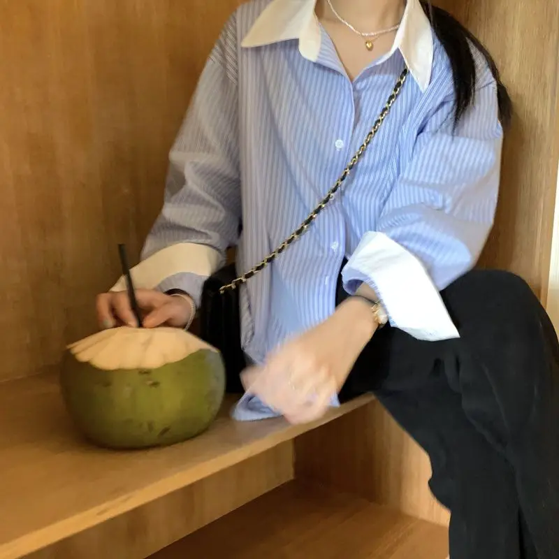 

Осенняя полосатая рубашка с длинным рукавом контрастного цвета, женская корейская шикарная однобортная повседневная рубашка с лацканами, универсальная старая блузка