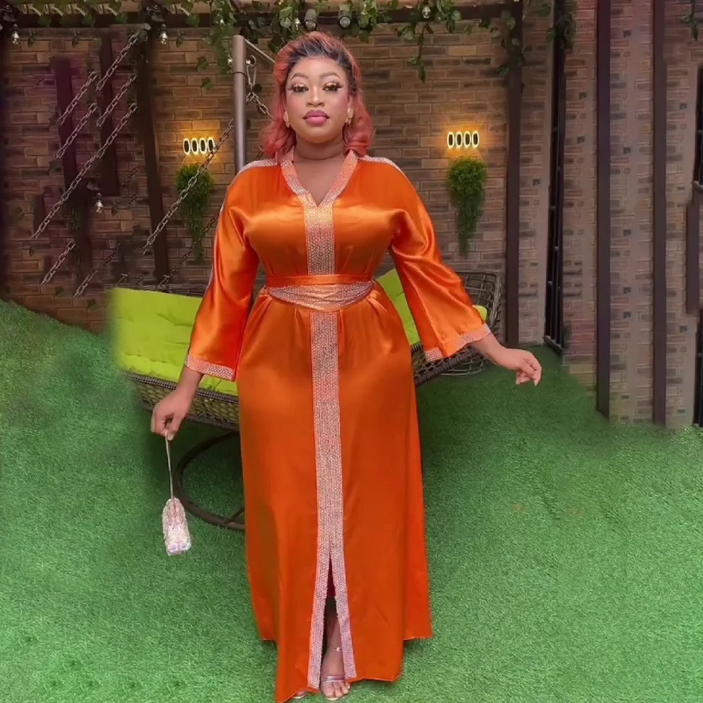 女性のフェイクシルクドレス,ダイヤモンドベルト,Vネック,エレガント,2023