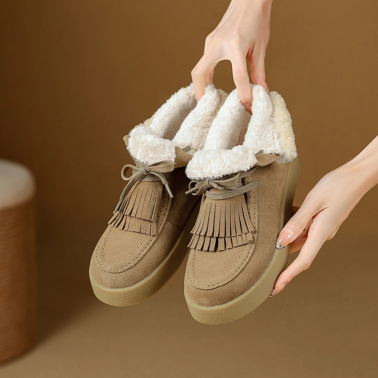 Quality Women Suede Thick Plush Snow Boots Flats Platforms Cross-tied Ankle Boots Winter Warm Short Fashion Boots Female Shoes