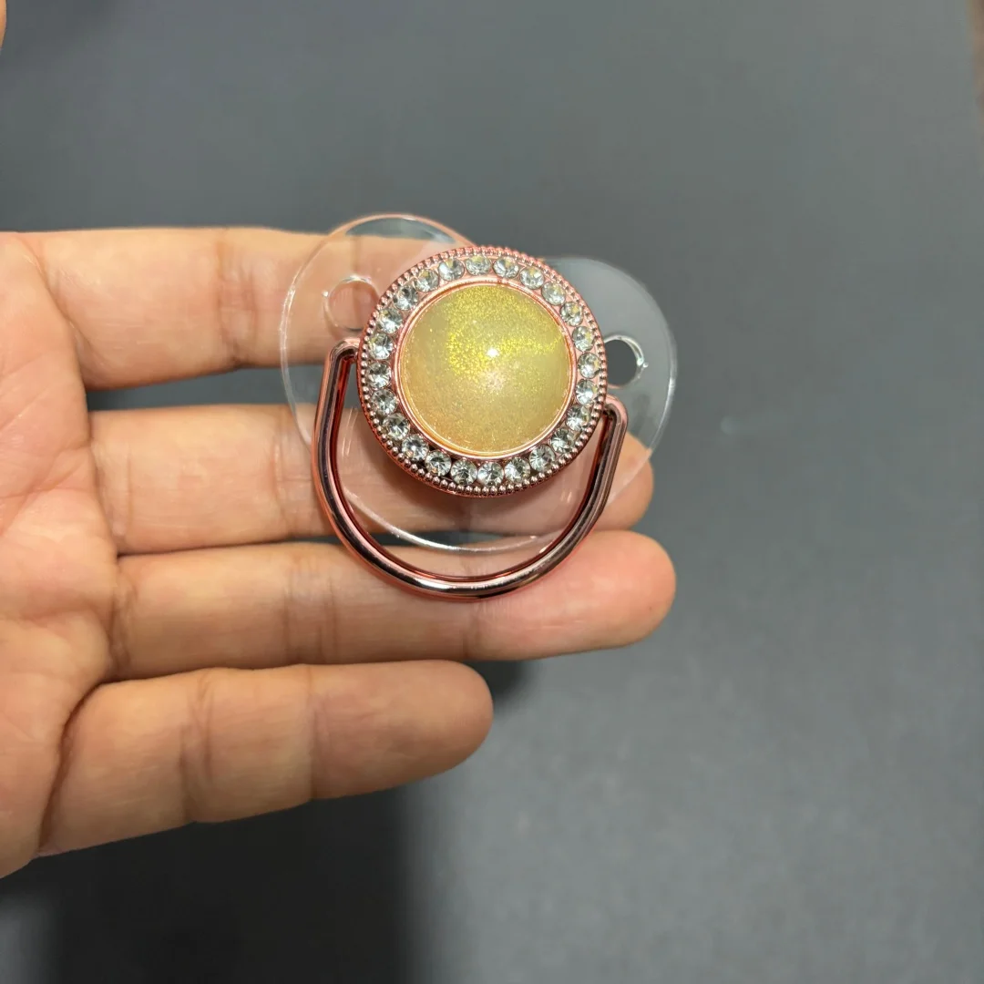 Travel Friendly Soothing Pacifier Simulated Nipple with Dust Cover Cute Baby Design Indoor Outdoor Emotional Calm 0-18M