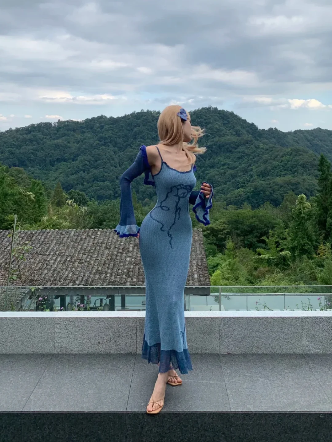 

Романтический вязаный комплект Aosphere: модный женский костюм-двойка с шортами с высокой талией для ранней осени