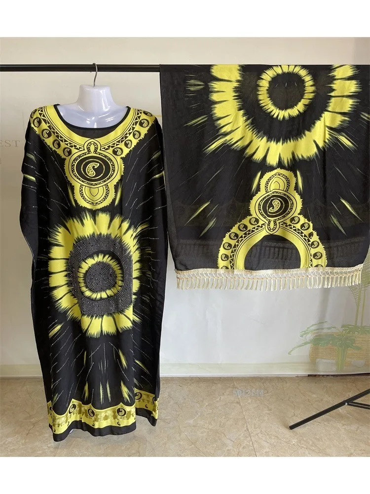 Plus Size Boho Beach Cover up Wide Off-Shoulder Kimono Floral Print Rayon Robe com Lenço de franjas anexadas para mulheres