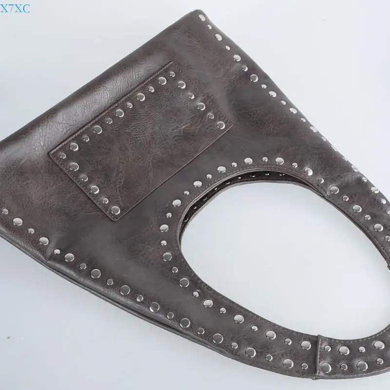 

X7XC Stylish Rivet Decorated Shoulder Bag Motorcycle PU Leather Casual Handbag Suitable for Various Occasion