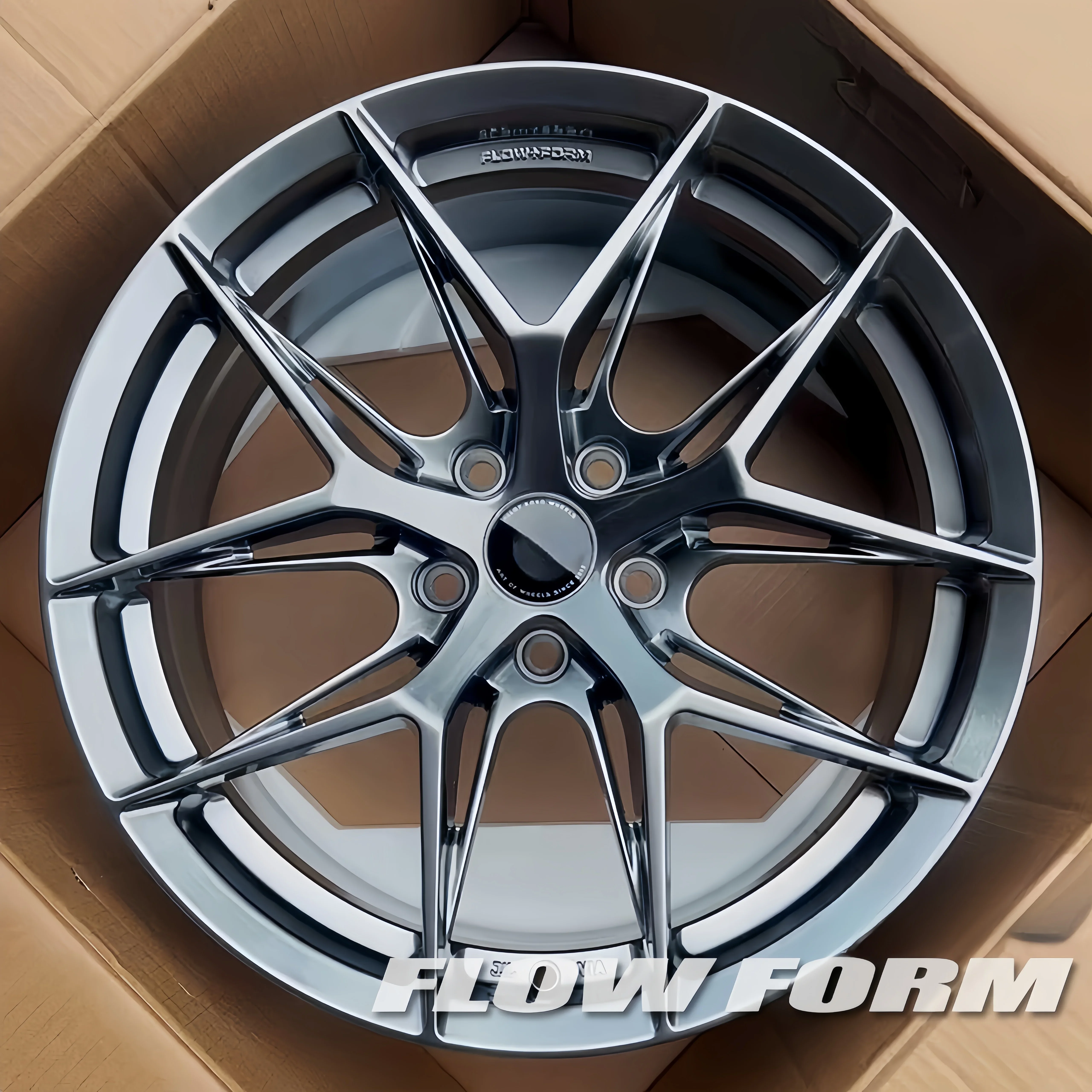 Highly Recommend Hot Sale Motion Design of Forging Spoke Process Flow Forming Wheels 5X114.3 Passenger Car Wheels for All Cas!