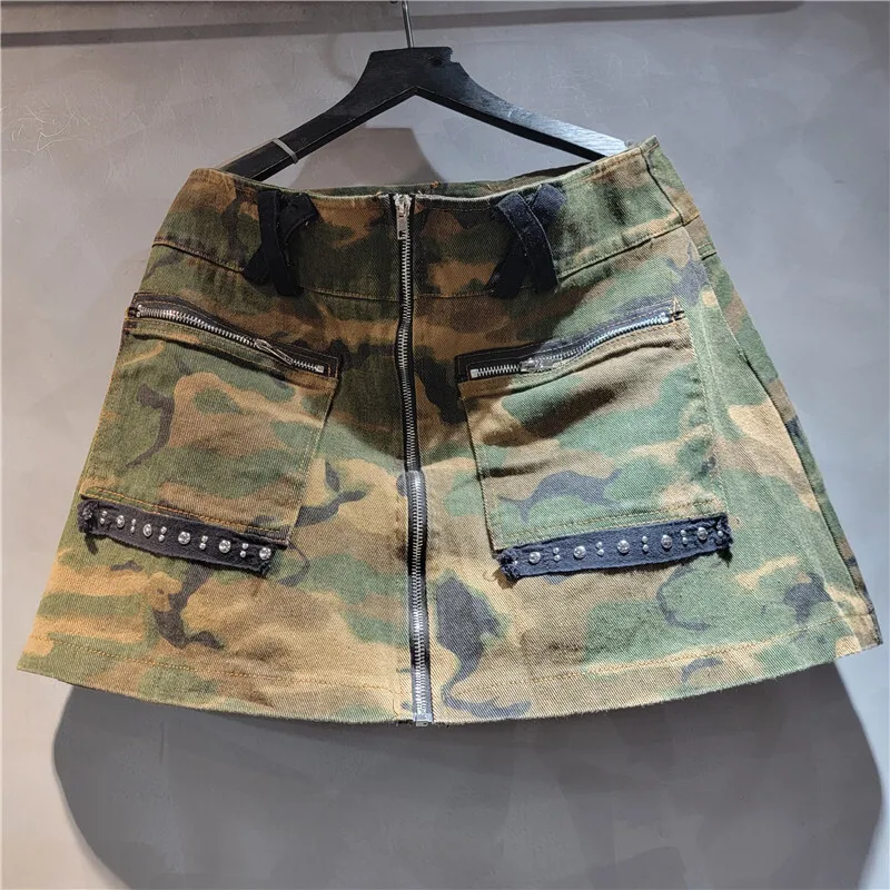 WTHT nueva moda mujer camuflaje empalmado malla con capucha manga corta Tops cintura alta A-line falda femenina 2025 verano 1LS1982