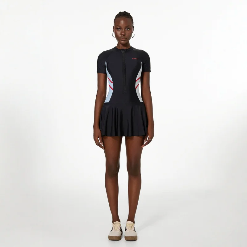 

Women's One-Piece Long Sleeve Sun Protection Skirt-Style Conservative Plus Size Swimsuit for Hot Springs and Swimming Pools