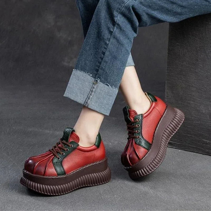 2024 Spring And Autumn Retro Muffin With British Style Single Shoes In Front Lace-up Casual  Thick Soled Elevating Women's Shoes