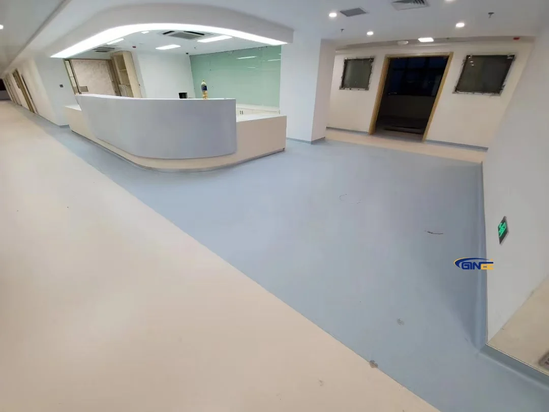 Customize  Ginne Medical High Quality Waterproof PVC Vinyl Plank Flooring Easy Install