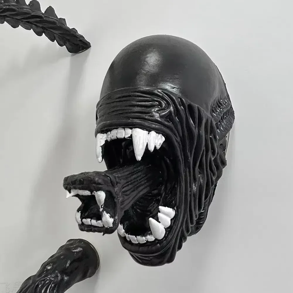 Alien Romulus Figure Xenomorph Halloween Ailen Action Figure Model Facehugger Wall Hanging Ornaments Giant Anime Toys Gifts