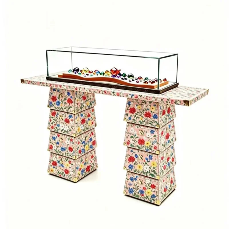 custom.Vintage Style Luxury Jewelry Showcase Display Cabinet Showcase Vintage Display