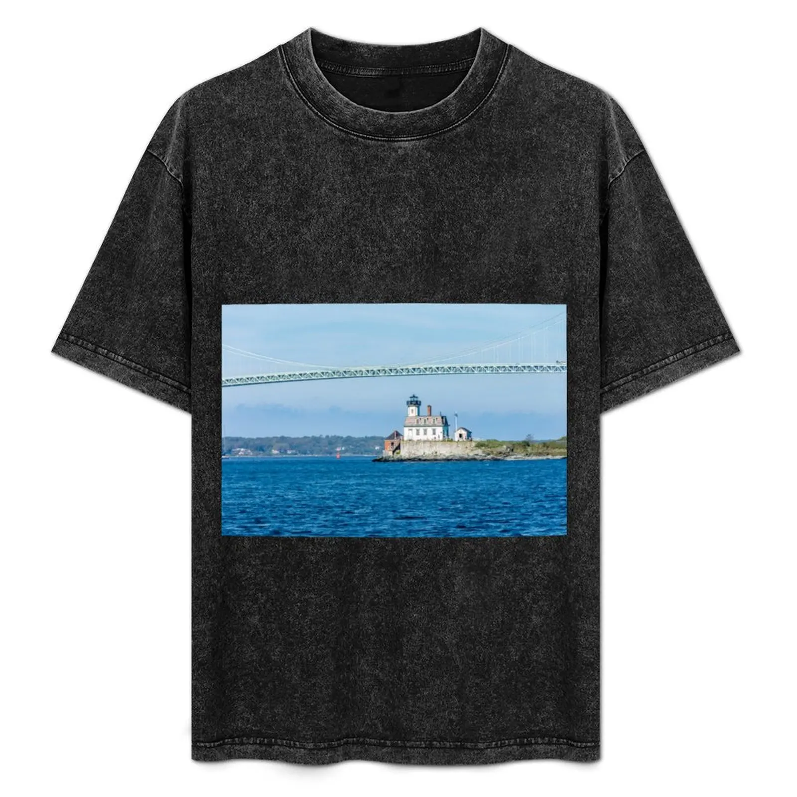 

Rose Island Lighthouse Newport Rhode Island T-Shirt Casual Loose Fit Short Sleeve T-Shirt