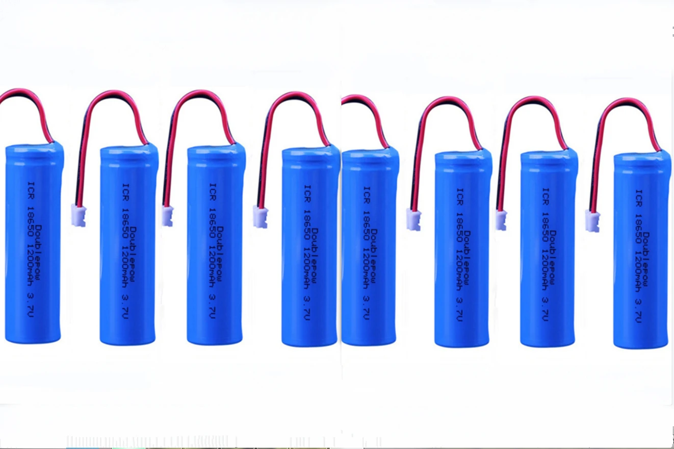 

8pcs/lot 100% 18650 lithium rechargeable battery 3.7V 1200mAh 18650 with board protection outlet equipment speaker battery