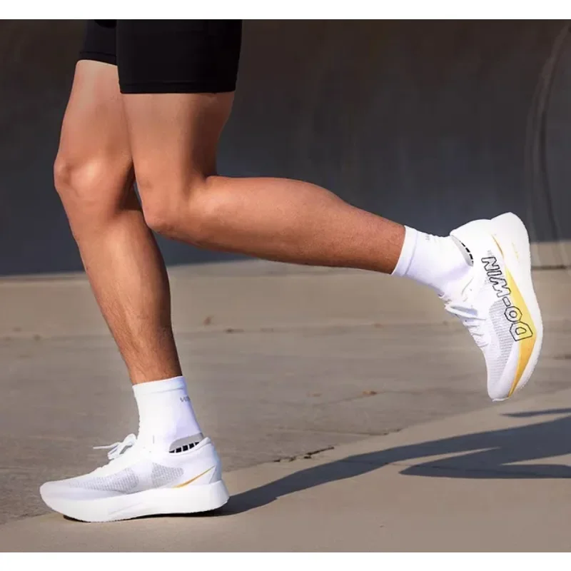 2026 Trend Mens Running Shoe Breathable Youth Jogging Shoe Carbon Plate Athletic Running Shoes Unisex Outdoor Sports Shoes Man