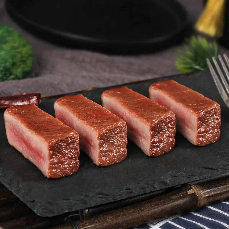 1pcs Simulation Steak Lifelike Meat Roast Beef Fake Steak Ornaments Faux Steak Model Restaurant Window Display Model