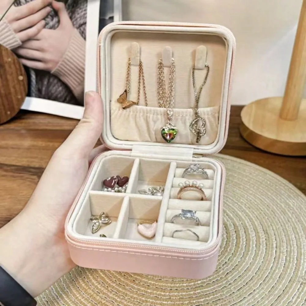 Small Travel Jewelry Box Organizer, PU Leather Mini Portable Jewelry Case For Rings, Pendants, Earrings, Necklaces, Bracelets St