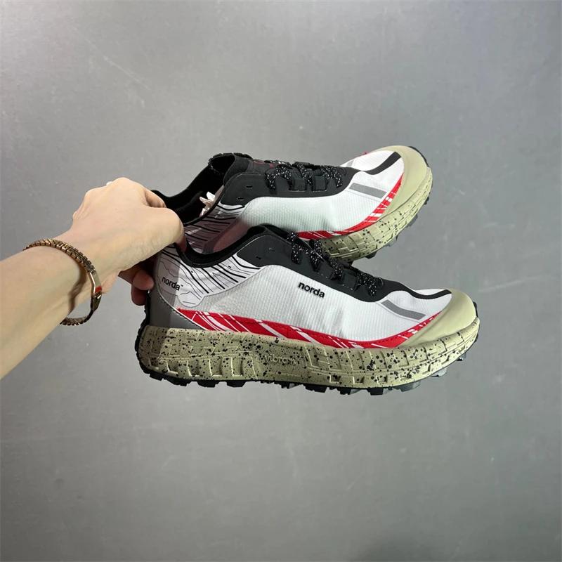 

BootsStain - resistant casual sports shoes, easy - clean material, daily easy to care