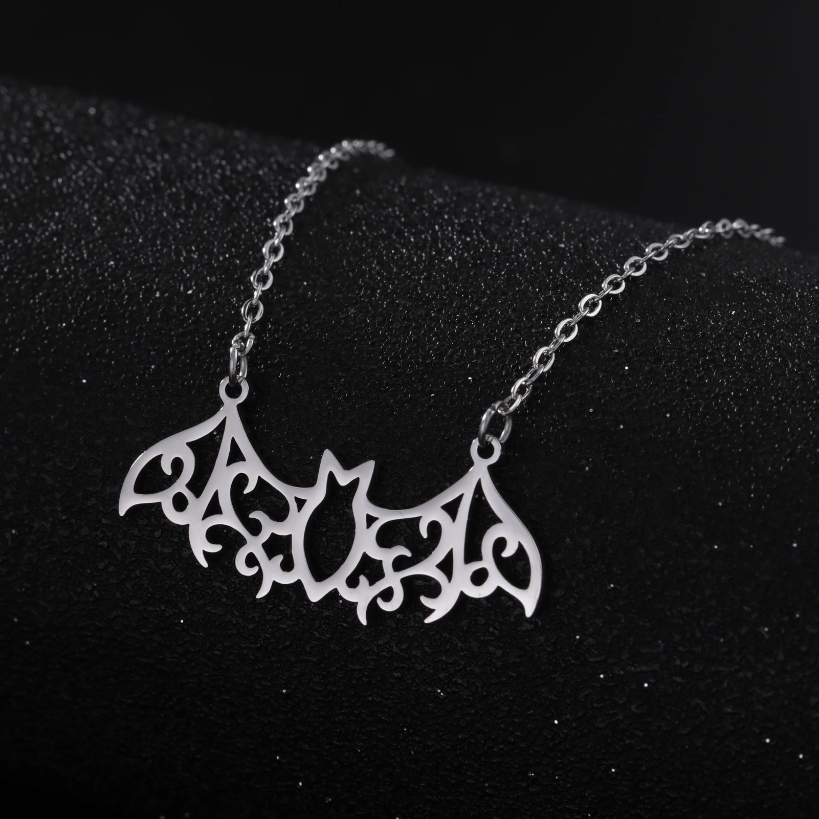 Unift الفولاذ المقاوم للصدأ تخريمية الخفافيش قلادة للنساء مصاص دماء الوحش قلادة المختنق الشرير القوطية بيان مجوهرات هدية الهالوين #4