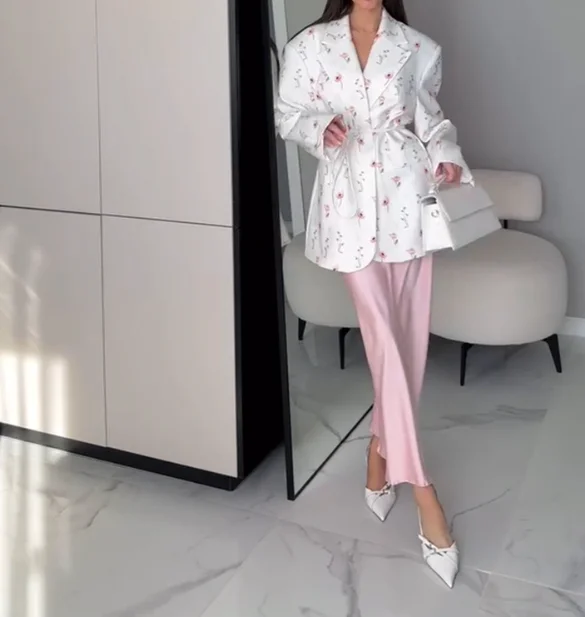 New Fashionable Printed Loose Fitting Suit Collar, Tie Up Waist Cinching Suit Jacket