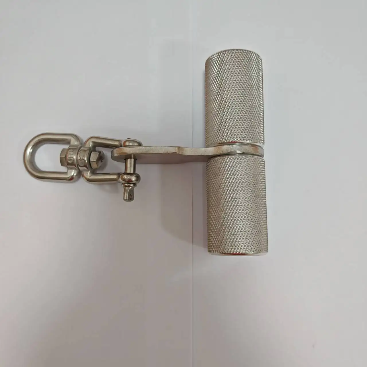 Rotating T-shaped handle, anti-slip aluminum handle, fitness equipment accessory, suitable for strength training.