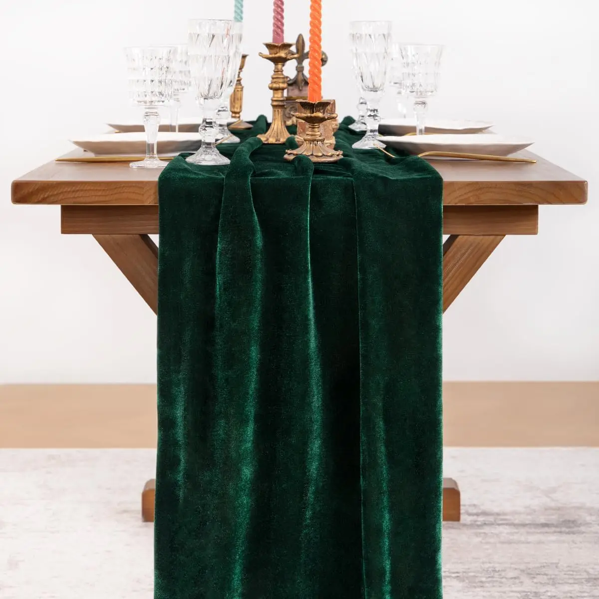 1pc Green Velvet Table Runner Christmas Cloth Decor 120 Inches 10ft Fabric Emerald Green Luxurious Wedding Runner