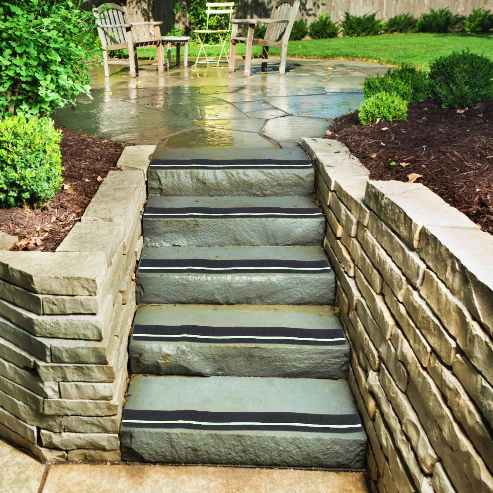 

12pcs Non-Slip Stair Treads Outdoor Wood Steps Deck Basement Concrete Stairs Treading Anti-Slip Mats For Safety Staircase