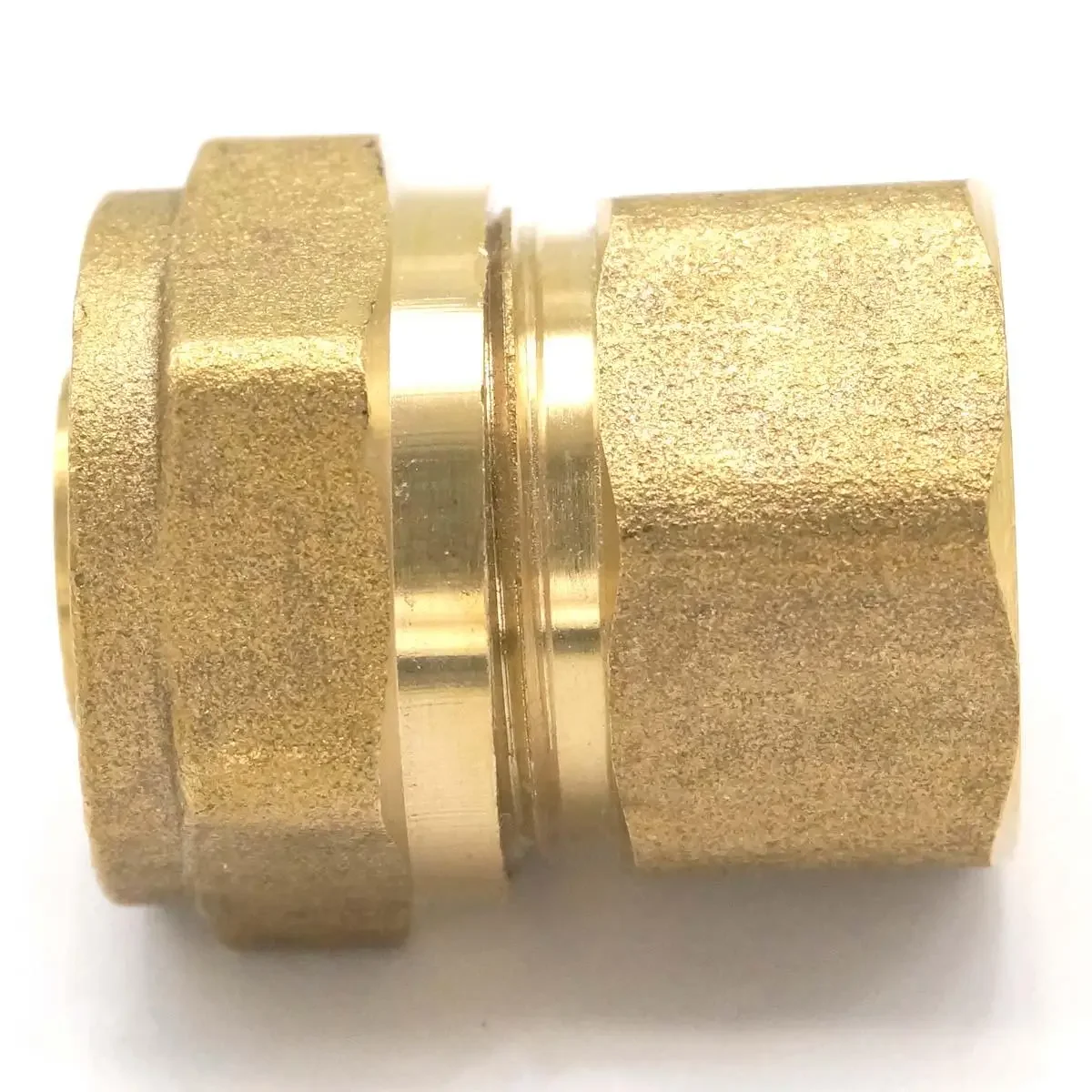 Tubo de PEX-AL-PEX hembra IDxOD x 1/2 "BSP, Conector de compresión de latón recto para calefacción de suelo, 14x18mm