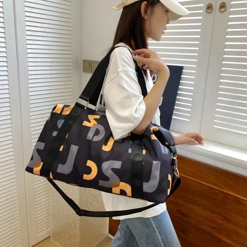 Рисунок 2 - Спортивная сумка для фитнеса