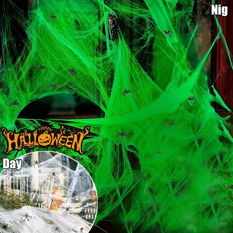 أنسجة العنكبوت البيضاء المتوهجة المطاطية مع العناكب البلاستيكية السوداء للهالوين في الأماكن المغلقة والخارجية وحفلات الزينة المسكونة