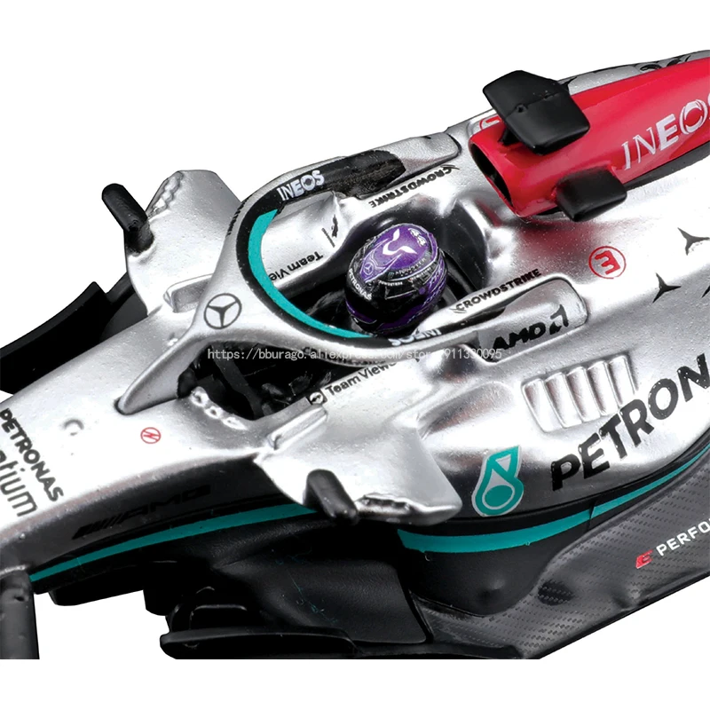 Bburago-coche de fundición a presión para niños, juguete de coche de aleación de lujo, versión acrílica, 1:43, 2022, F1, mercedes-amg, W13, #44,