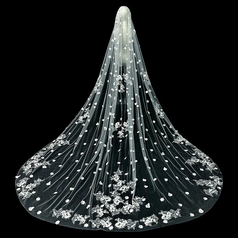 

2024 Wedding Veils for Bride Lace Appliques Wedding Accessories 3.5 Meters Cathedral Length Bridal Veil with Comb