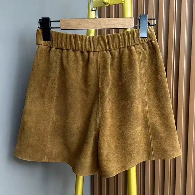 Pantaloncini in pelle da donna retrò 2025 Primavera vera pelle scamosciata Barra verticale Pantaloni a vita alta elastica Mujer Casual Pantalones Cortos