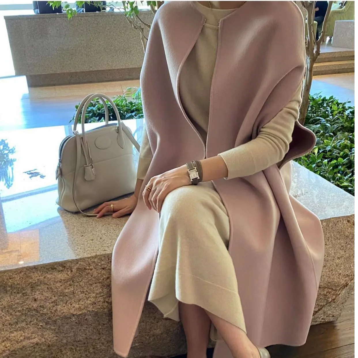 

Loose Batwing Sweater Woolen Vest Outerwear Ins Sle Korean Faion Long Sve round Ne Button Detail Polyester Fiber