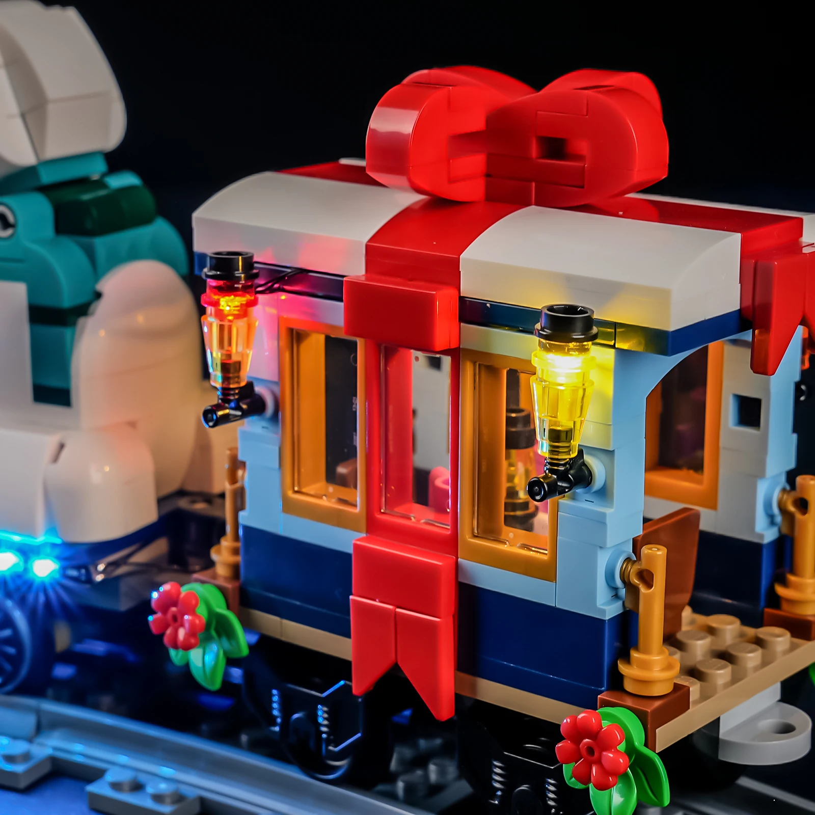 مجموعة إضاءة LED عالية الجودة لـ Lego Bricks 10361 (إضاءة LED فقط، بدون نموذج كتل) مصنوعة من أجل المتانة والجودة العالية