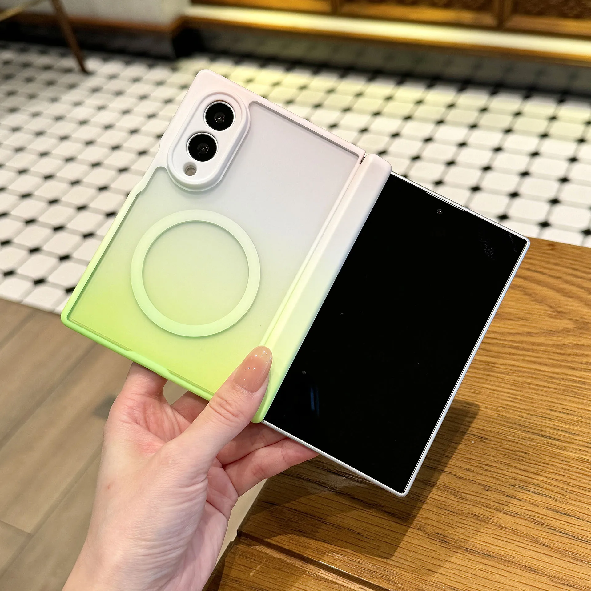 Premium Fashion Gradient Color Transparent Matte Magnetic Phone Case For Samsung Galaxy Z Fold 8 Ultra 7 Protective Cover