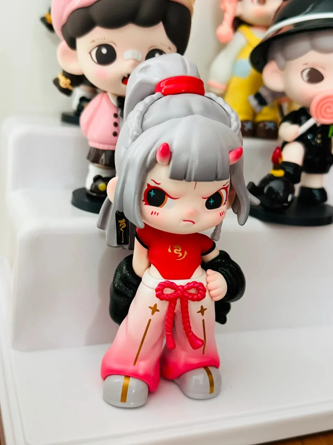 

OriginalTNT SPACE Dora Happy Loong Year Series Cute Anime Action Figure Little Dragon Girl Limited Edition Cartoon Toys Gift