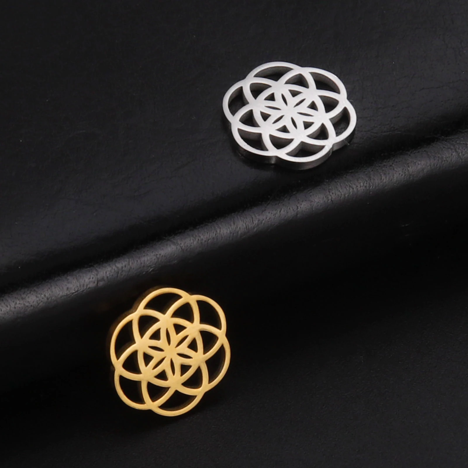 Teamer 5pcs Stainless Steel Charms For Jewelry Making Seed of Life Pendant Flower of Life Sacred Lotus Jewelry Making Supplies