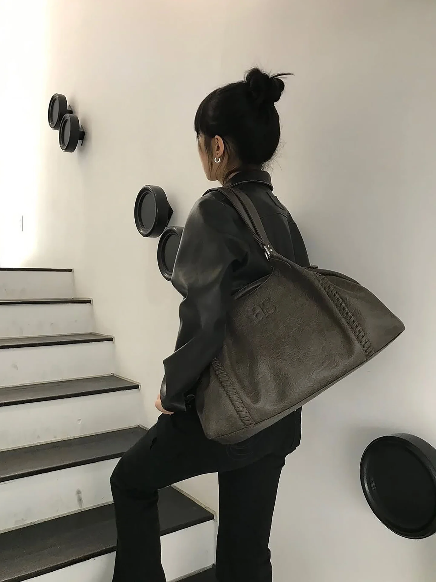 

Большая вместительная мотоциклетная сумка через плечо, женская сумка, модный дизайн, осень-зима, новая модная сумка Madouh Kevi